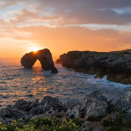 Delux * Llanes